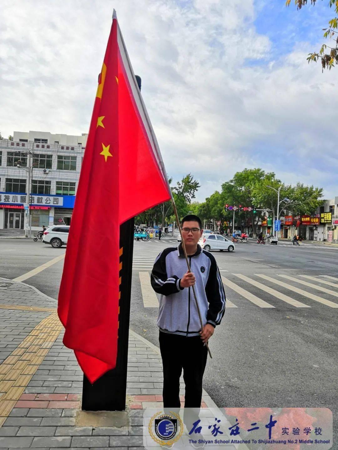 中级考过了怎么发朋友圈游戏画面