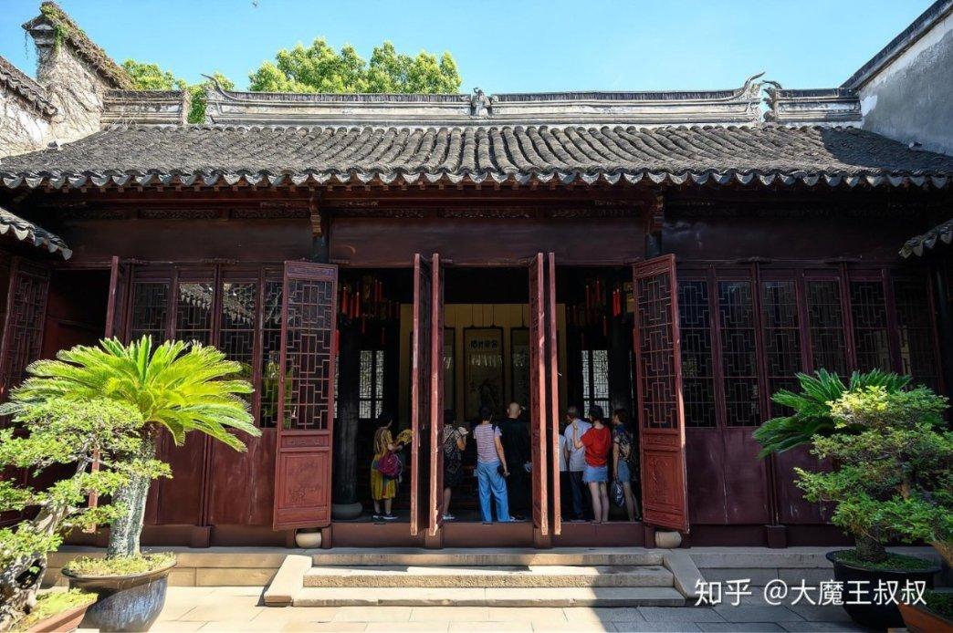 逃离废弃自然公园
